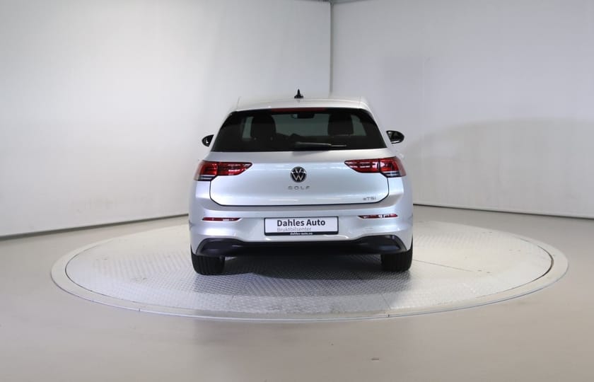 Bilde 4 av Volkswagen Golf 1,0 110hk E-TSI Life Aut. ACC/Kamera/Navi/Carplay