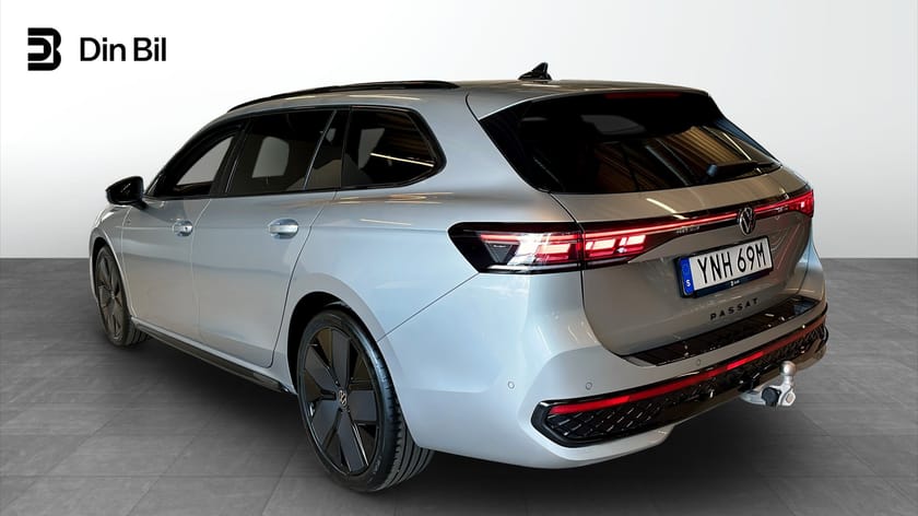 Bild 3 av Volkswagen Passat Sportscombi R-LINE 2.0 TDI 4MOTION DRAG B-KAMERA VÄRMARE 193 H