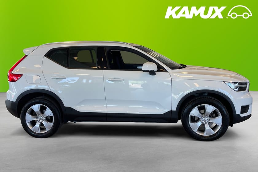 Bild 2 av Volvo XC40 T2 Momentum Navi B-Kamera Drag Få ägare!