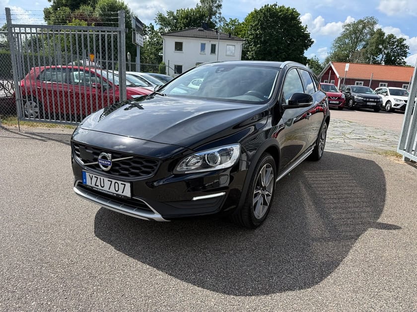 Bild 2 av Volvo V60 Cross Country D4 190HK CLASSIC SUMMUM PRO