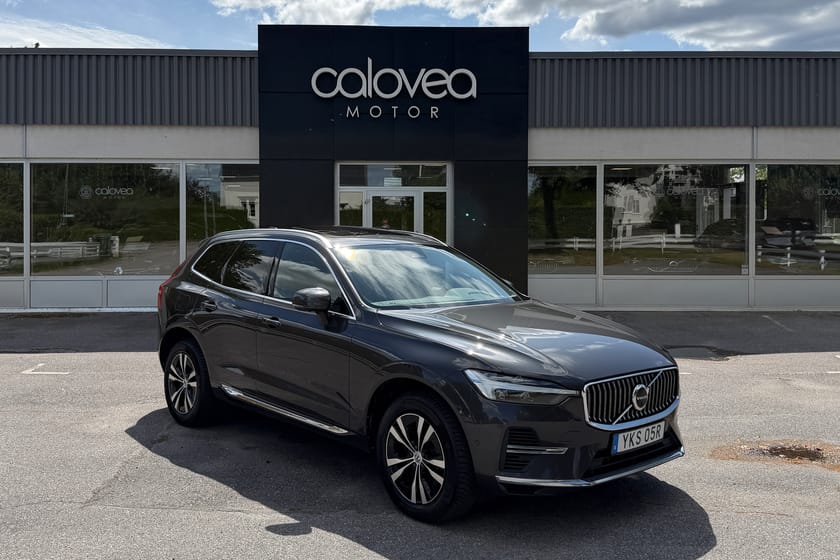 Bild 1 av Volvo XC60 T6 Recharge AWD Core Automat - Dragkrok | Panorama | Momsbil