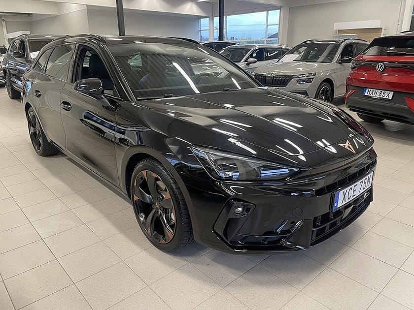 Bild 1 av CUPRA Leon Sportstourer e-Hybrid