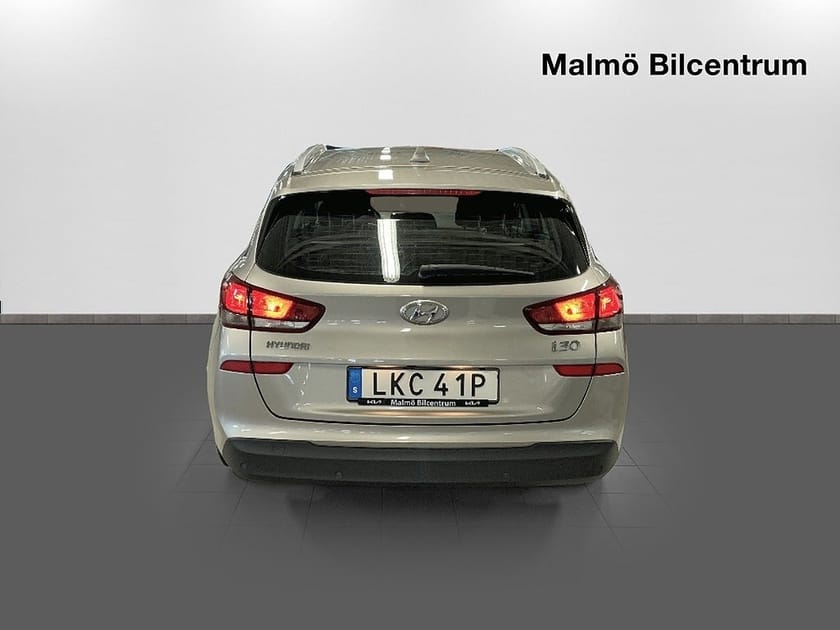 Bild 2 av Hyundai i30 Kombi 1.4 T-GDi 140hk Aut Trend Carplay