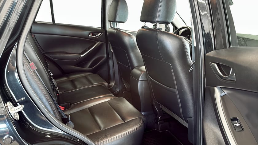 Bild 5 av Mazda CX-5 SUV SKYACTIV 175hk Skinn Bose Backkamera Navi