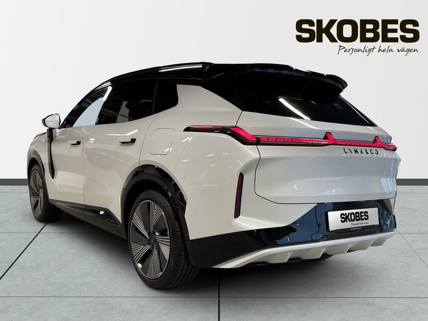Bild 4 av Lynk & Co 08 PHEV More