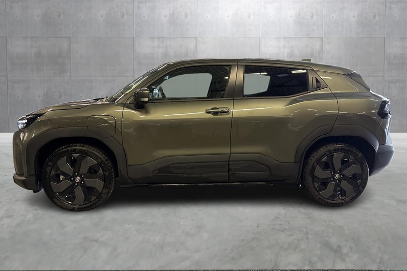 Bilde 2 av Toyota Urban Cruiser SUV 61 kWh AWD I Executive
