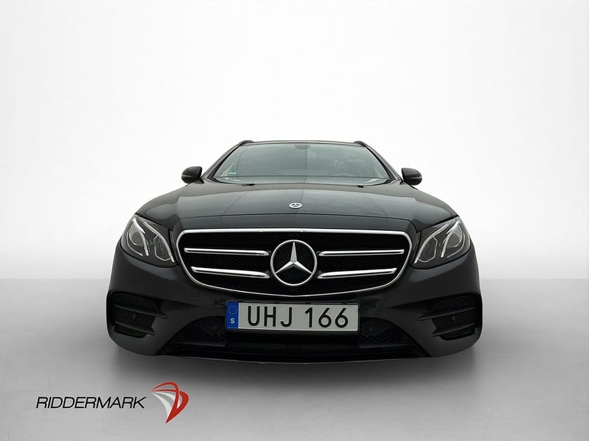 Bild 2 av Mercedes-Benz E 200 T d AMG Line Pano Drag Kamera Navi Ambient