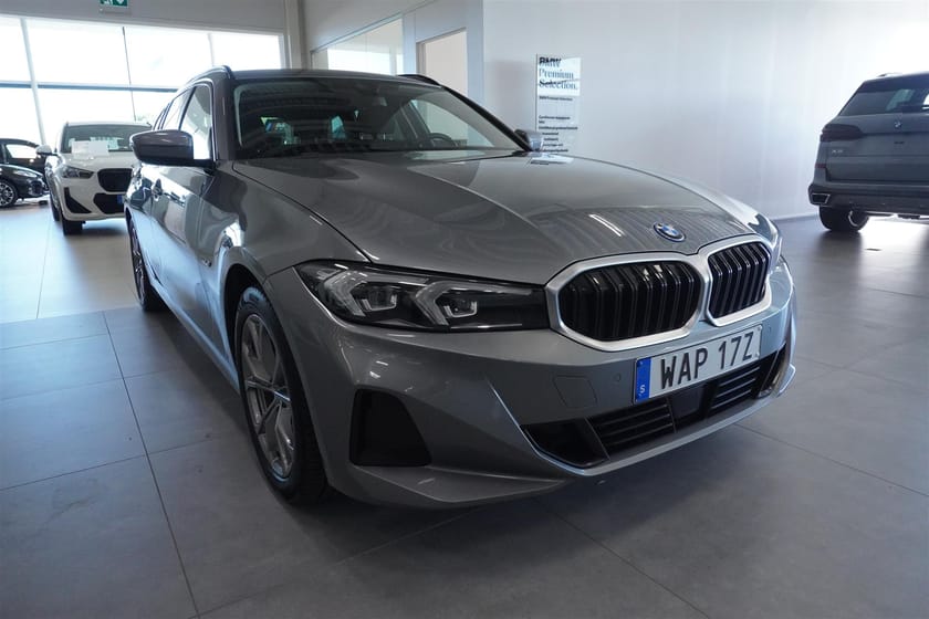 Bild 5 av BMW 330e Touring Drag Comf. Access Tonat Adaptiv Stop Go