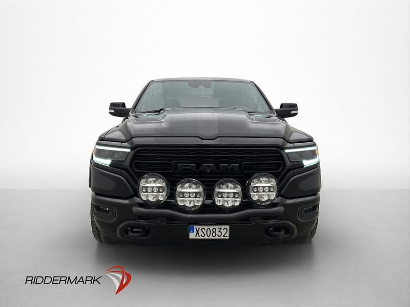 Bild 5 av RAM 1500 Crew Cab Dodge Limited Night V8 4x4 Luft Pano H/K Skinn Moms