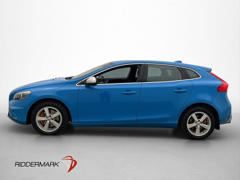 Bild 4 av Volvo V40 T2 122hk R-Design Värmare Halvskinn Bluetooth