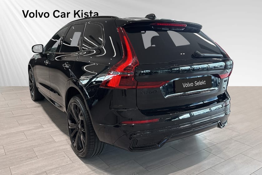 Bild 4 av Volvo XC60 T6 Plus Black Nordic Edition HUD Drag Luftfj H/K