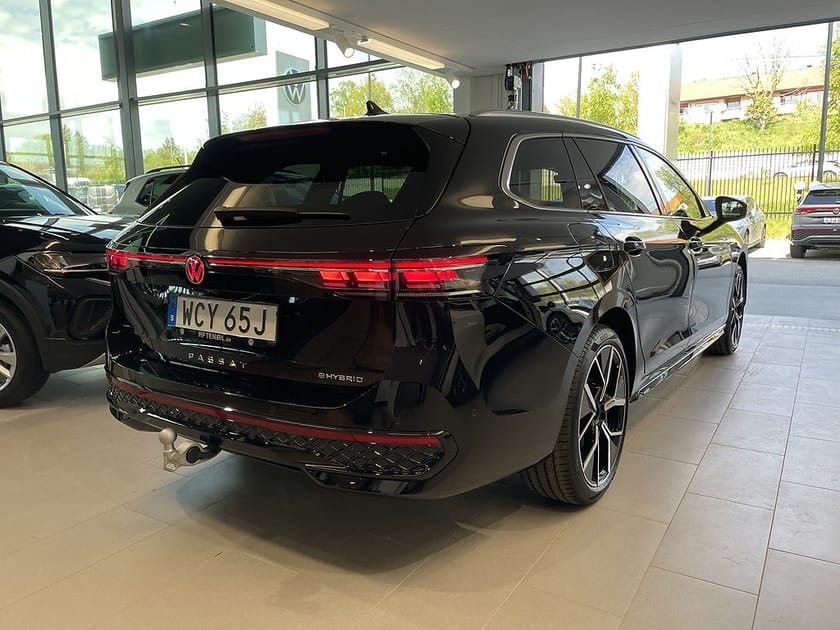 Bild 5 av Volkswagen Passat Variant eHybrid 272hk R-Line Privatleasing fr 4995kr tom 24/5