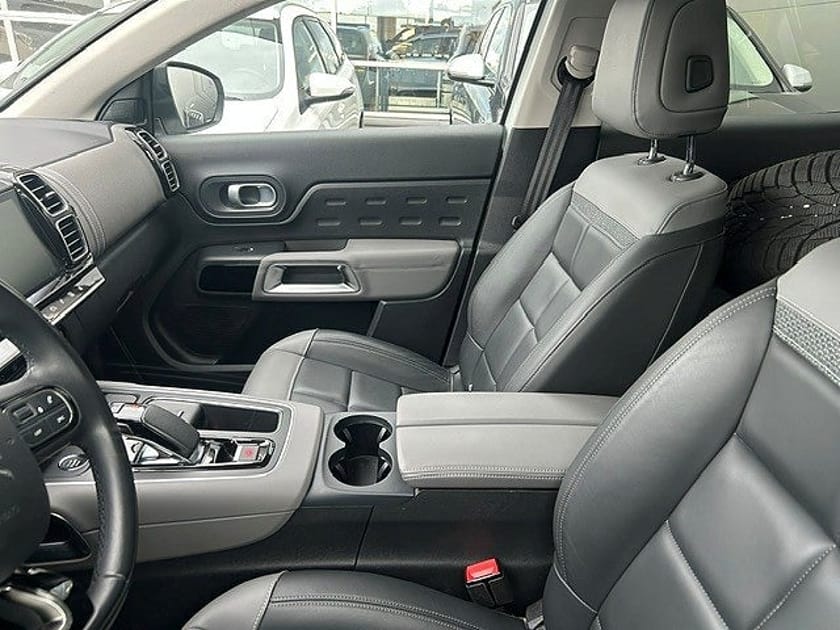 Bild 3 av Citroën C5 Aircross Hybrid Shine Exclusive Plug In 225 Hk/ Läder / Panorama