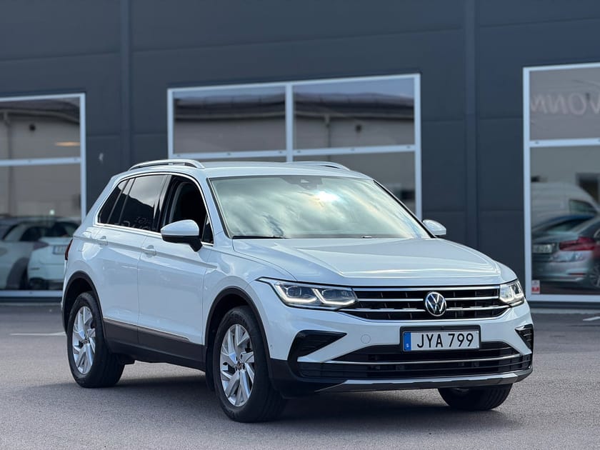 Bild 4 av Volkswagen Tiguan eHybrid 1.4 TSI Drag 360 Kamera Navi Moms