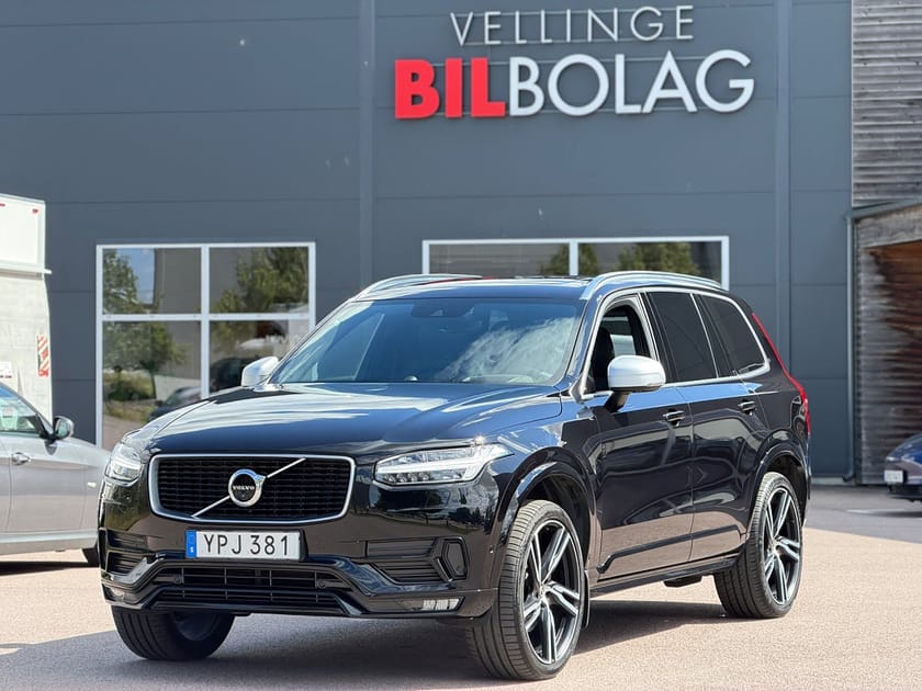 Bild 2 av Volvo XC90 7-seater T6 AWD R-Design B&W Pano 360 Drag Navi Skinn