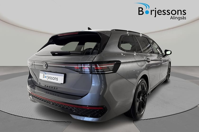 Bild 3 av Volkswagen Passat Sportscombi 2.0 TDI 193 DSG7 4M R-LINE