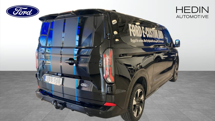 Bild 2 av Ford E-Transit Custom 340 AWD SPORT SKÅP 340L 218Hkr AUT