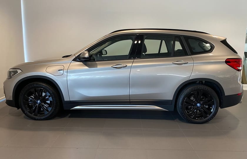 Bild 2 av BMW X1 xDrive25e Head-Up Disp* Farthållare