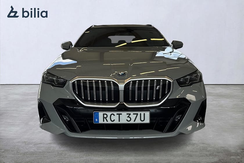Bild 4 av BMW i5 xDrive40 Touring M Sport Business Ed. Drag Travel HK