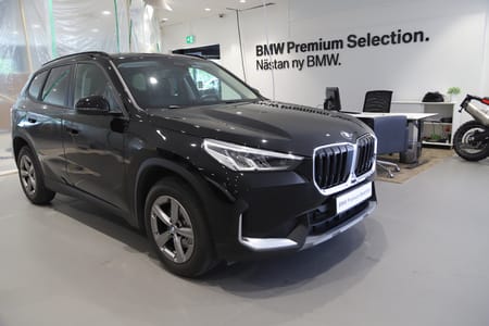 BMW X1 sDrive18i sDrive 18i Dragkrok Sportstolar Backkamera - Autowåx Bil AB