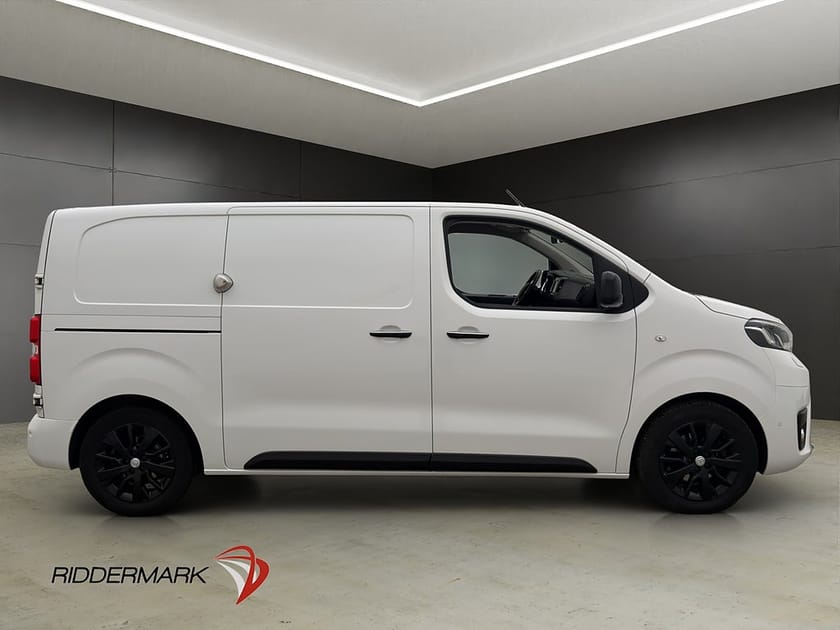 Bild 2 av Toyota Proace L2 177hk Ny-Kamrem Värm Drag B-Kam 2xDörr Moms