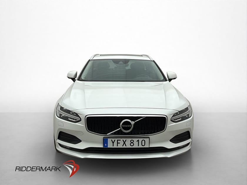 Bild 2 av Volvo V90 D4 190hk Momentum Värmare Pano Rattvärme Dragkrok