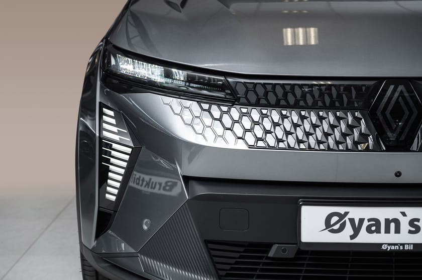 Bilde 3 av Renault Scenic E-Tech ESPIRIT ALPINE/HARMAN/GLASSTAK