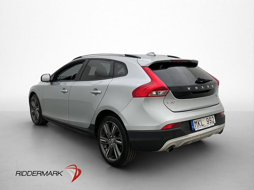Bild 5 av Volvo V40 Cross Country T4 AWD 180hk Summum Pano Navi Skinn
