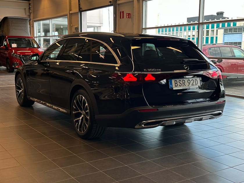 Bild 5 av Mercedes-Benz E 300 de 4MATIC All-Terrain 300de Avantgarde Premium, Drag, Moms