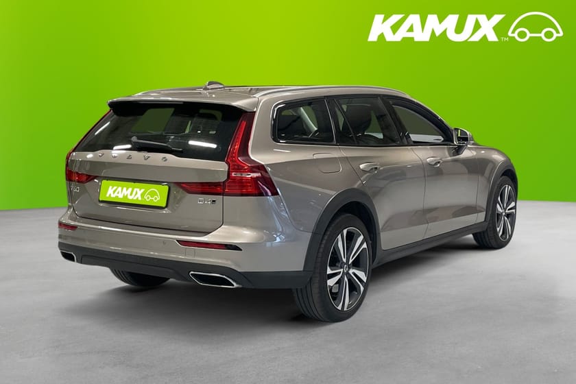 Bild 4 av Volvo V60 Cross Country D4 Momentum Läder Drag AWD 190hK
