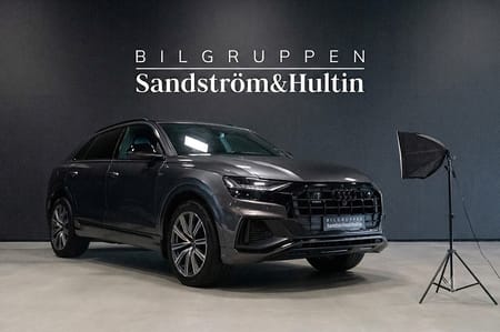 Audi Q8 60 TFSI e quattro S-Line 462hk