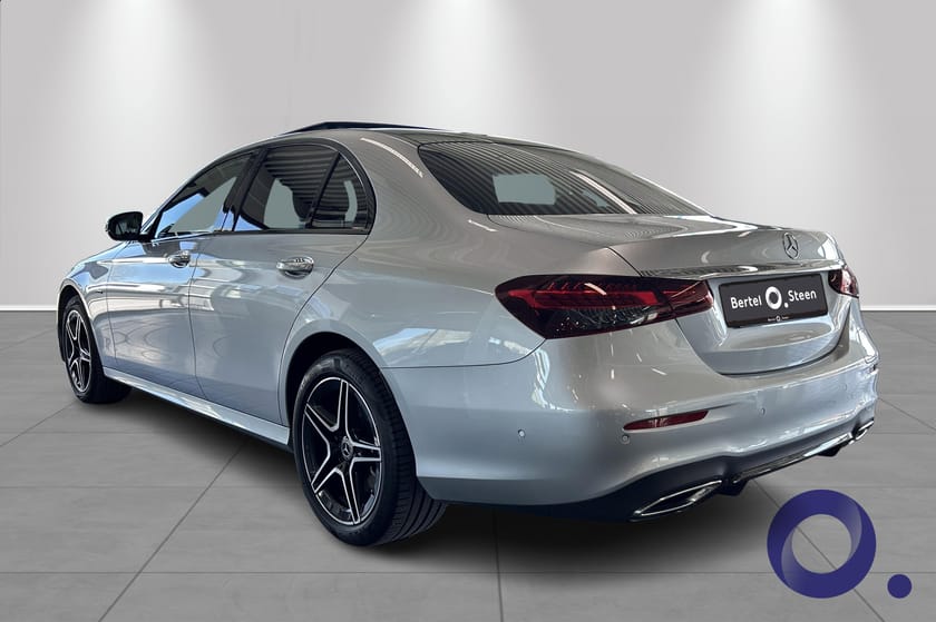 Bilde 3 av Mercedes-Benz E 300 de 4MATIC 300de Matic|AMG|Panorama|Premium|Memory seter|H-Feste