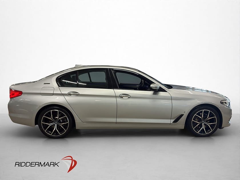 Bild 4 av BMW 530e iPerformance Sedan 252hk Sport line Kamera Navi Halvskinn