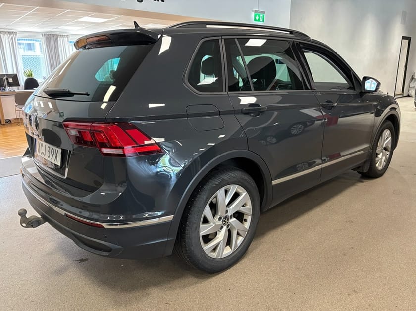 Bild 3 av Volkswagen Tiguan TSI 150 DSG drag/kamera/extraljus fram