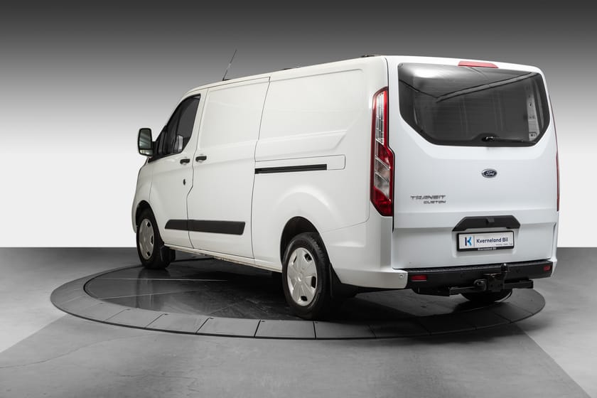 Bilde 3 av Ford Transit Custom 340 2.0 EcoBlue/340/L2/R.kamera/2xskyvedører/Krok/Webasto++