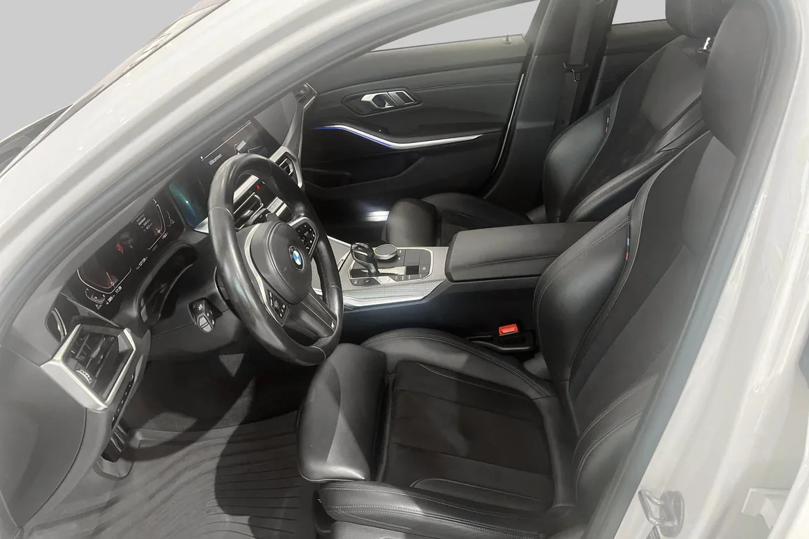 picture of a car