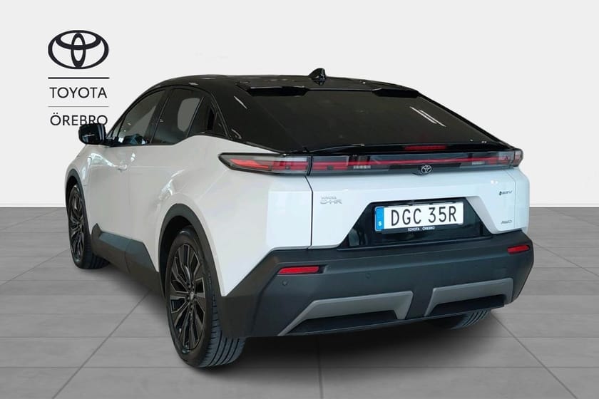 Bild 3 av Toyota C-HR+ Executive AWD JBL Panorama
