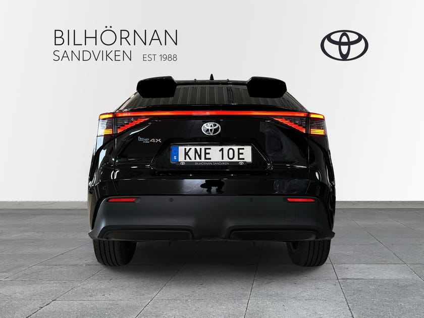 Bild 5 av Toyota bZ4X 2WD Style Vinterhjul
