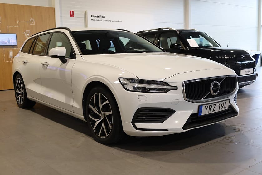 Bild 4 av Volvo V60 T6 Twin Engine AWD AUT Momentum Navi VOC Leasbar