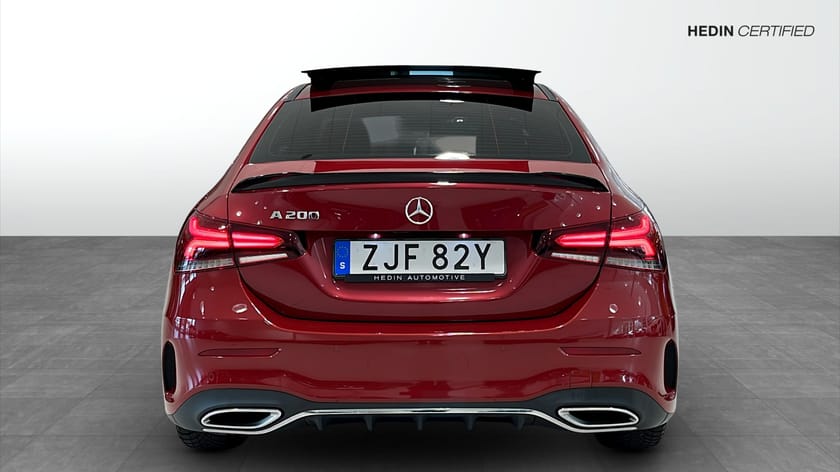Bild 5 av Mercedes-Benz A 200 Sedan AMG-Line / Panorama / Widescreen