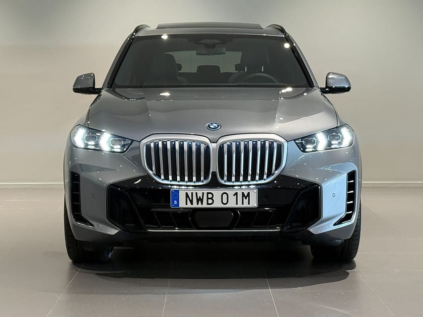 Bild 2 av BMW X5 xDrive50e M Sport Innovation Drag Adpt FartH H/K HuD