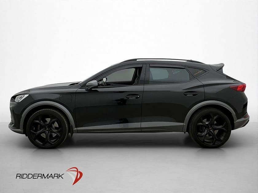Bild 2 av CUPRA Formentor VZ e-Hybrid e-Hyrbid 245hk Cockpit Kamera Dragkrok