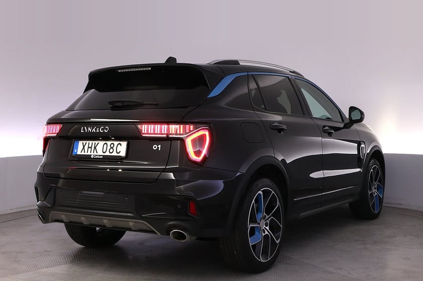 Bild 5 av Lynk & Co 01 PHEV Navi Pano AdapFarth Infinity BLIS