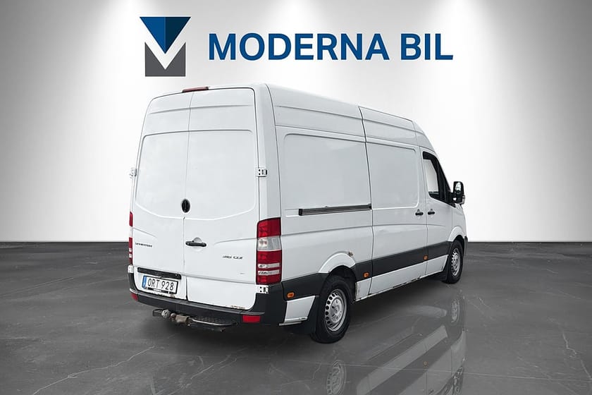 Bild 5 av Mercedes-Benz Sprinter 316 BlueTEC Skåpbil CDI 163k Automat 3-sits Dragkrok Värmare Nybesiktad