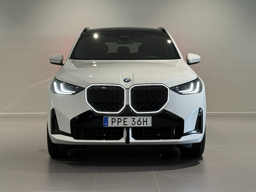Bild 2 av BMW X3 30e xDrive M Sport pro Drag AdptFarth HuD H/K 21"