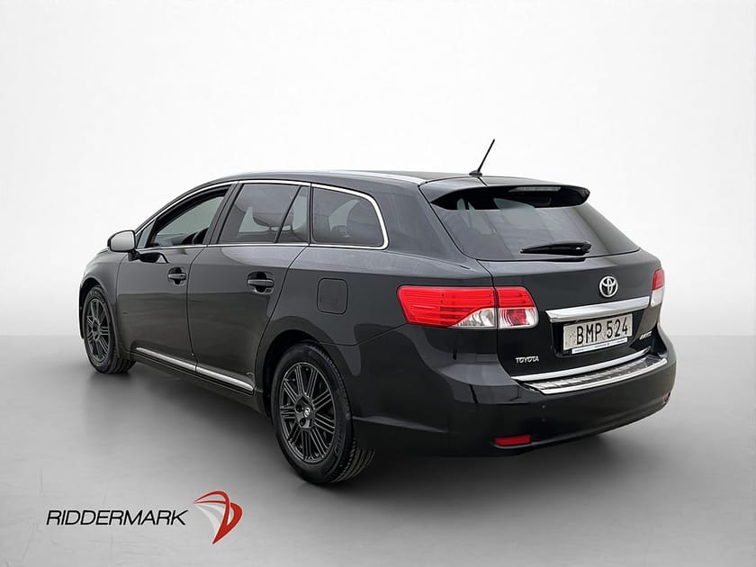 Bild 5 av Toyota Avensis Kombi 2.0 D-4D 124hk Executive M/K Värm Kamera navi