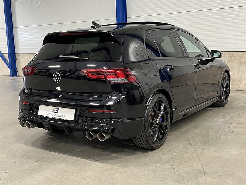 Bild 4 av Volkswagen Golf R 2.0 TSI 4M DSG 320 HK / Taklucka / Digital cockpit /