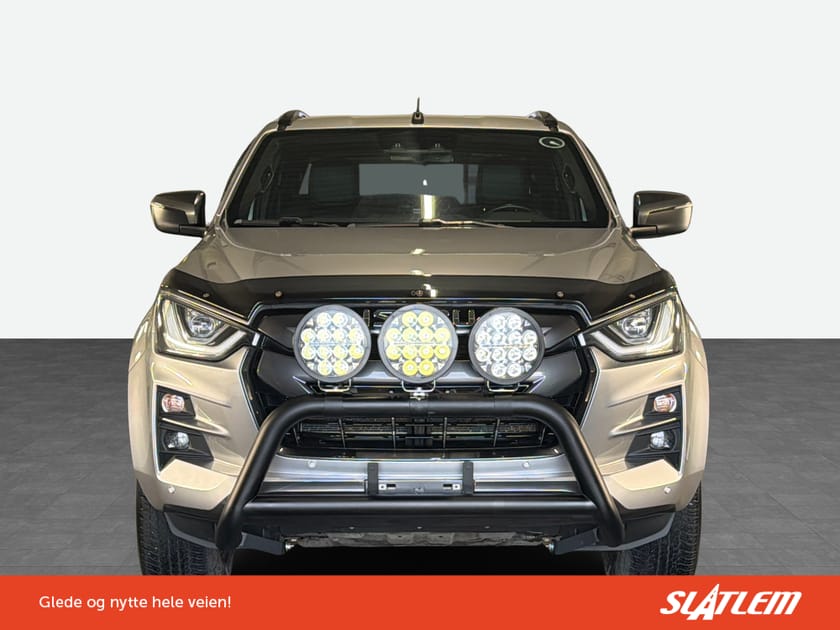 Bilde 2 av Isuzu D-Max Dobbelcab Black Edition 4dr Magnum/3x1000m/Frontbøyle/innbytte