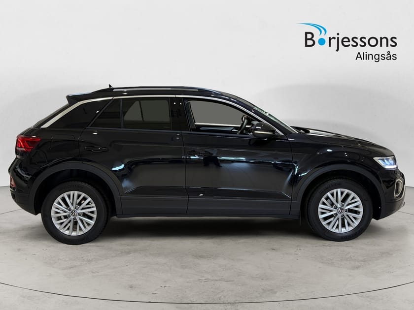 Bild 2 av Volkswagen T-Roc TSI 110hk Drag/Backkamera/Tonade rutor