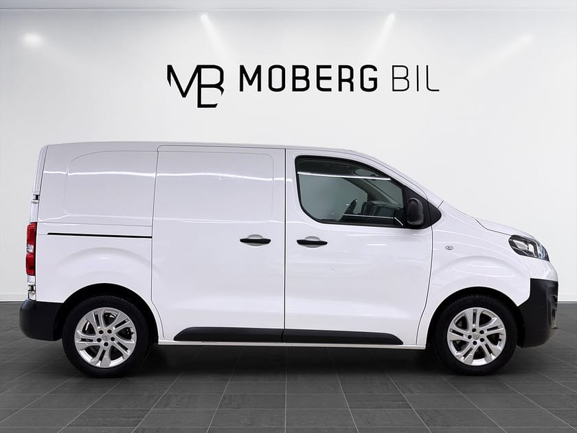 Bild 4 av Opel Vivaro-e Skåpbil 136hk L2 Navi Drag PDC CarPlay Värmare